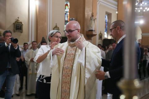 Papszentelés a Szombathelyi Székesegyházban és Újmisék Sárváron